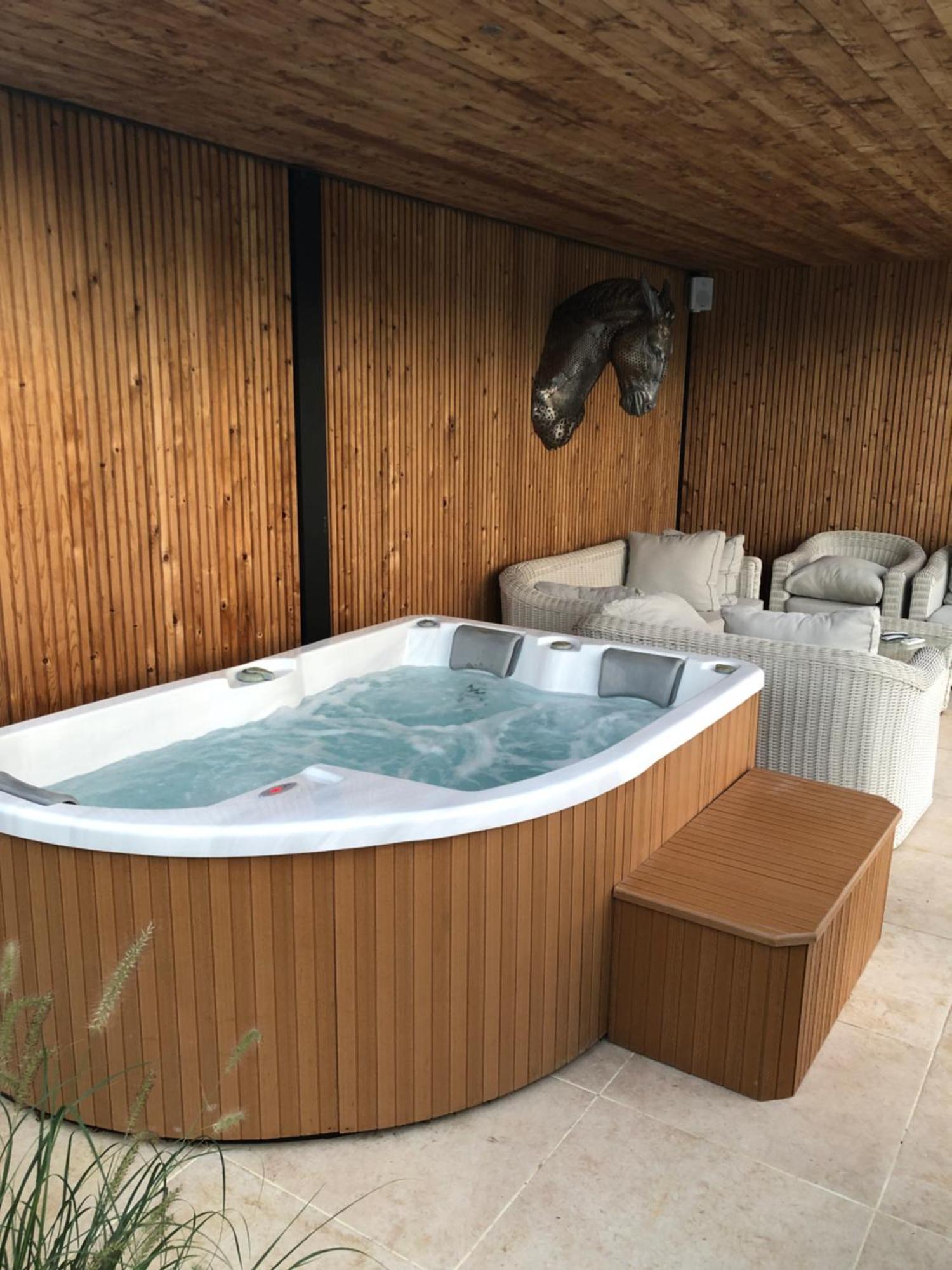 Hotel Le cheval bleu à Larcay Extérieur photo